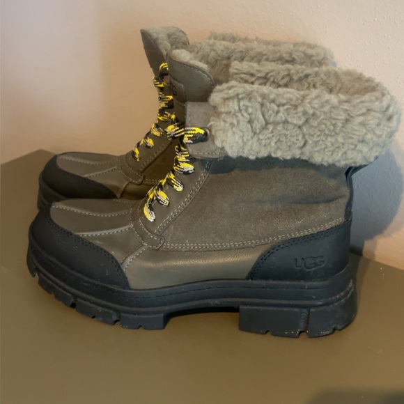 UGG Winter Boots in Olive and Black - Picture 2 of 7